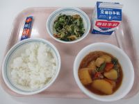 肉じゃが　ごま和え　ふりかけ