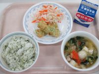 菜飯　ちくわの磯辺揚げ　紅白なます　白玉雑煮