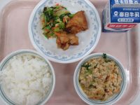 鶏のレモン揚げ　小松菜のツナあえ　とふの粉の煮物