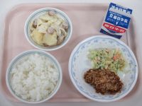 鶏肉のパン粉焼き　キャベツのサラダ　ジャーマンポテト