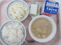 鶏のクリーム煮　大根サラダ　カルピス寒天