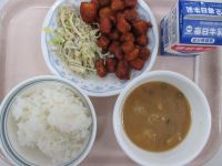 マグロのケチャップ煮　ごぼうサラダ　みそ汁