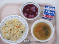 ピラフ　野菜スープ　ぶどうゼリー