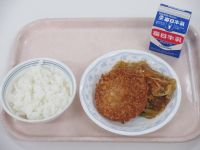 春雨の甘辛炒め　ハムカツ