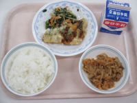 サバのピリ辛焼き　ごま和え　切り干しの煮物