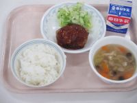 豆腐ハンバーグ　野菜スープ