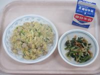 親子どんぶり　ごま和え