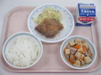 鶏のパン粉焼き　キャベツのサラダ　高野の煮物