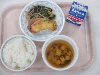 鮭のマヨネーズ焼き　ごま和え　すまし汁
