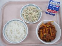 豚肉のケチャップ煮　大根のツナマヨ和え