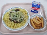 ジャージャー麺　フライドポテト