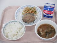 ジャンボシューマイ　ナムル　みそ汁
