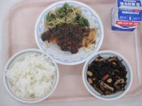 サバのピリから焼き　いんげんのごま和え　ひじきの煮物