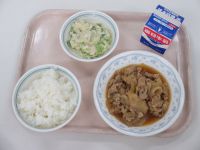 豚肉のしょうが焼き　枝豆のサラダ