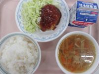豆腐ハンバーグ　野菜スープ