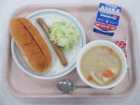 ホットドッグ　クリームシチュー
