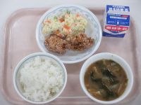 鶏肉のから揚げ　ポテトサラダ　みそ汁