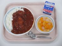 ハヤシライス　フルーツポンチ