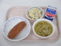 揚げパン　スープスパゲッティ　ジャーマンポテト