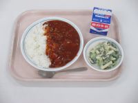 ハヤシライス　ポパイサラダ