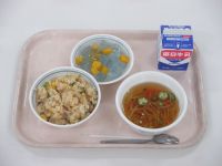 そぼろご飯　たなばた汁　もも入りサイダーゼリー