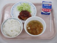 豆腐ハンバーグ　野菜スープ