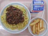 ジャージャー麺　フライドポテト