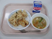 焼き飯　揚げぎょうざ　中華スープ