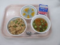 そぼろごはん　そうめん汁　もも入りサイダーゼリー