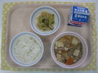 ごはん、とうふの中華煮、バンサンスウ