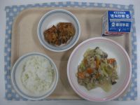 ごはん、八宝菜、からあげ