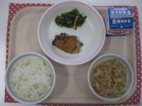 ごはん、とりごま照り焼き、ポパイサラダ、切干だいこんのにもの