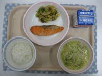 ごはん、魚の塩焼き、ブロッコリーのおかか和え、塩ちゃんこ汁