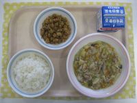 ごはん、はっぽうさい、大豆とじゃこの揚げ煮