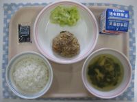ごはん、とうふハンバーグ、ゆでキャベツ、中華スープ