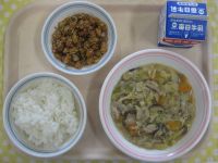 ごはん、はっぽうさい、大豆とじゃこの揚げ煮