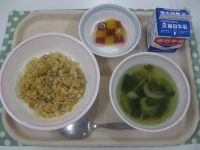 キムチチャーハン、中華スープ、二色ゼリー