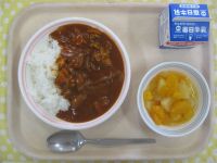 ハヤシライス、フルーツポンチ
