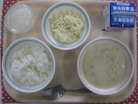 ☆☆おとう祭りこんだて☆☆ごはん、とり肉のクリーム煮、だいこんサラダ、カルピス寒天
