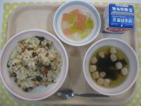 ◇ひなまつりメニュー◇きんぴらずし、てまり麩のおすまし、ひなまつり風ゼリー