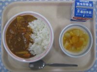 カレーライス、フルーツポンチ