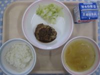 ごはん、豆腐ハンバーグ、ゆでキャベツ、コンソメスープ