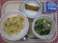 やきめし、春巻き、野菜スープ