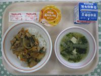 トリニータ丼、わかめスープ、みかんゼリー