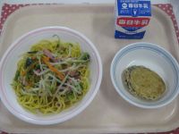冷やし中華、さつまいもの天ぷら