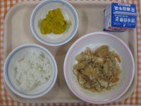 ごはん、厚揚げの野菜あんかけ、かぼちゃサラダ