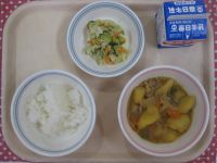 ごはん、肉じゃが、バンバンジー