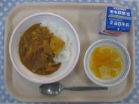 カレーライス、フルーツポンチ