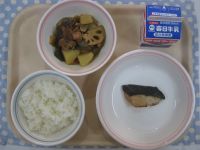 ご飯、さかなの幽庵焼き、筑前煮