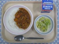 ハヤシライス、フレンチサラダ